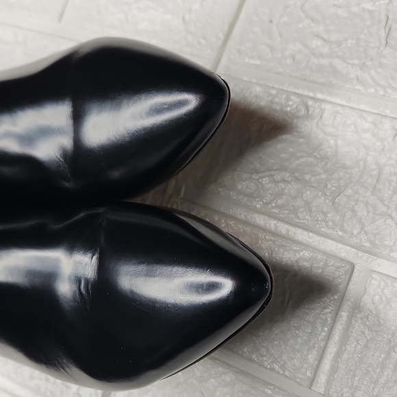 Madewell Nico Pointed Toe Black Chelsea Patent Leather Bootie - Picture 8 of 13